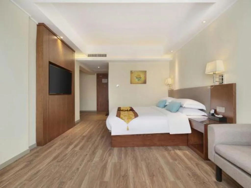Yitel Zhige Hotel Sanya Haowei Qilin 3*,